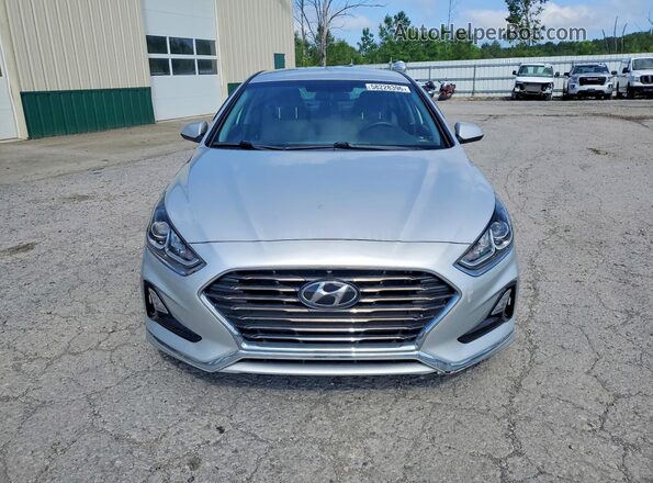 5NPE24AF8KH779843 2019 HYUNDAI SONATA Gray Widok z przodu