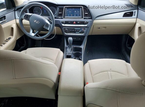 5NPE24AF8KH797470 2019 HYUNDAI SONATA White Widok deski rozdzielczej