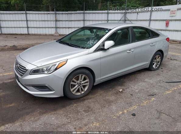 5NPE24AF9GH270769 2016 HYUNDAI SONATA Silver წინა მარცხენა ხედი სამი მეოთხედიდან