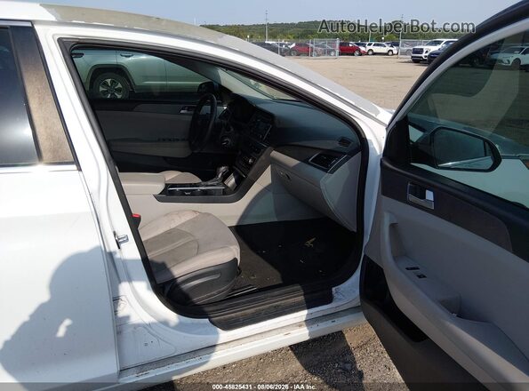 5NPE24AF9GH406124 2016 HYUNDAI SONATA White Սալոնի դիմացի տեսք