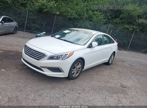 5NPE24AF9HH496909 2017 HYUNDAI SONATA White Vista tres cuartos delantera izquierda