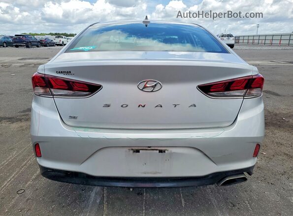 5NPE24AF9JH671066 2018 HYUNDAI SONATA Silver Вид ззаду