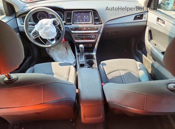 5NPE24AF9KH811828 2019 HYUNDAI SONATA Gray Вид панелі приладів
