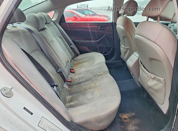 5NPE24AFXGH357600 2016 HYUNDAI SONATA White Rear seats view
