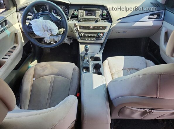 5NPE24AFXHH491461 2017 HYUNDAI SONATA Silver Vista del salpicadero