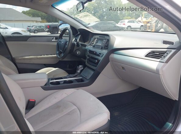 5NPE24AFXHH553957 2017 HYUNDAI SONATA Light Blue Սալոնի դիմացի տեսք