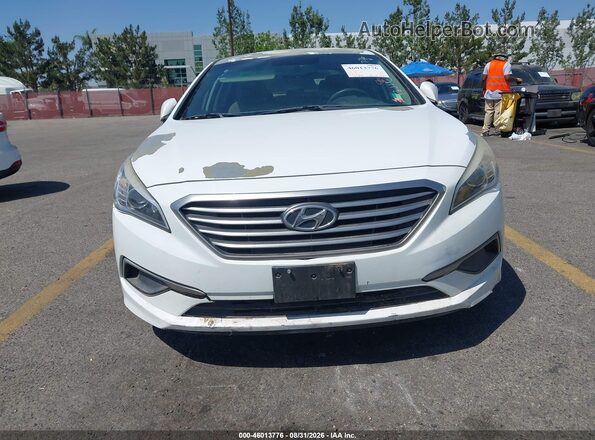5NPE24AFXHH556132 2017 HYUNDAI SONATA White Դիմացի տեսք