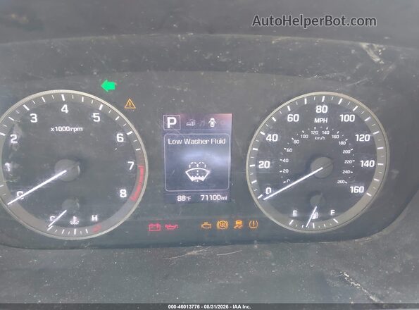 5NPE24AFXHH556132 2017 HYUNDAI SONATA White Հետևի նստատեղերի տեսք