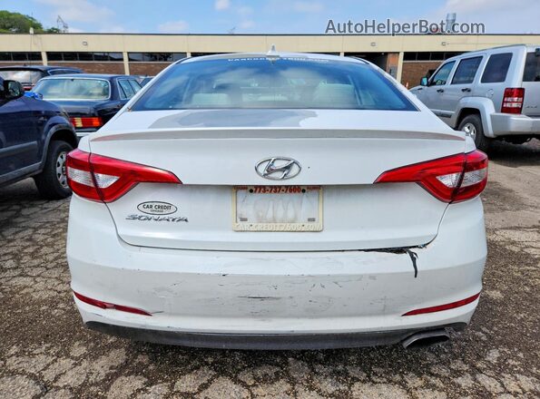 5NPE24AFXHH557989 2017 HYUNDAI SONATA White Widok z tyłu