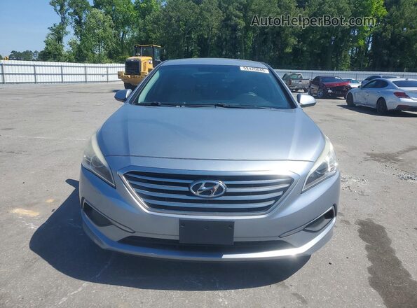 5NPE24AFXHH589812 2017 HYUNDAI SONATA Silver Widok z przodu