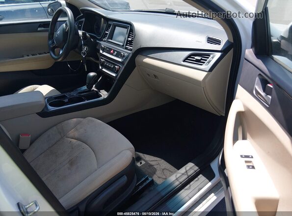 5NPE24AFXJH619753 2018 HYUNDAI SONATA White Սալոնի դիմացի տեսք
