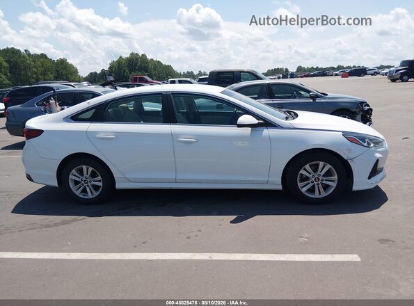 5NPE24AFXJH619753 2018 HYUNDAI SONATA White Սալոնի հետևի տեսք