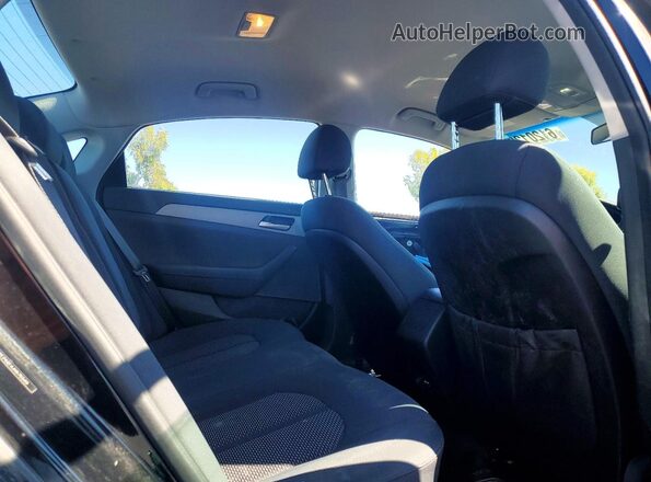 5NPE24AFXJH676549 2018 HYUNDAI SONATA Black Rear seats view