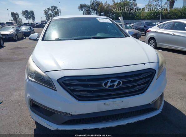 5NPE34AB2HH549802 2017 HYUNDAI SONATA White Instrument cluster view