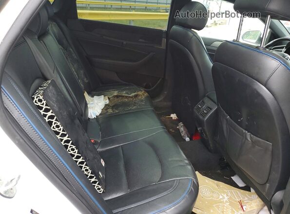 5NPE34AB2JH703169 2018 HYUNDAI SONATA White Вид задніх сидінь