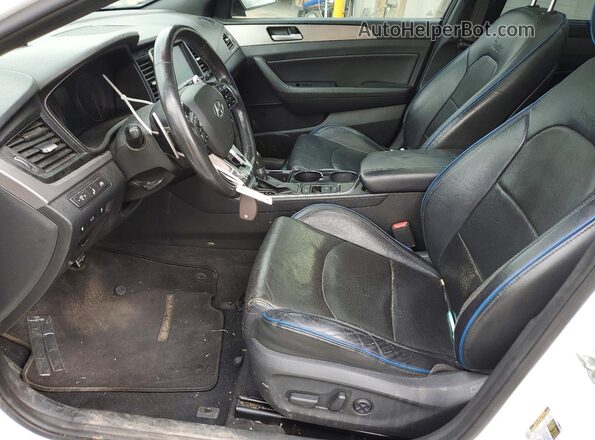 5NPE34AB2JH703169 2018 HYUNDAI SONATA White Вид салону спереду