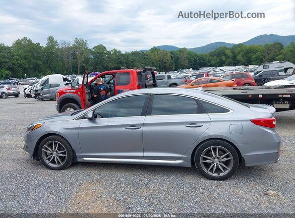 5NPE34AB5HH447281 2017 HYUNDAI SONATA Silver Widok wnętrza 360 stopni