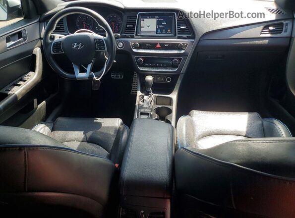 5NPE34AB5KH800481 2019 HYUNDAI SONATA White Вид панелі приладів