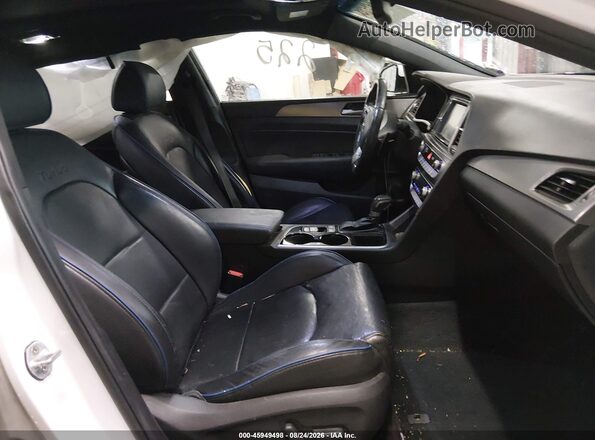 5NPE34AB9KH762575 2019 HYUNDAI SONATA Белый Вид салона спереди