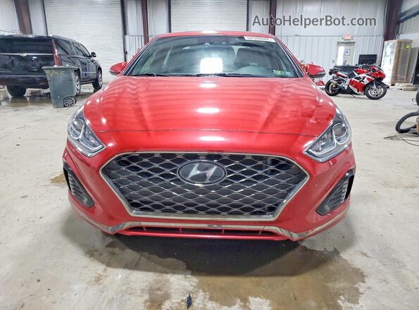 5NPE34AF0KH737390 2019 HYUNDAI SONATA Red Widok z przodu