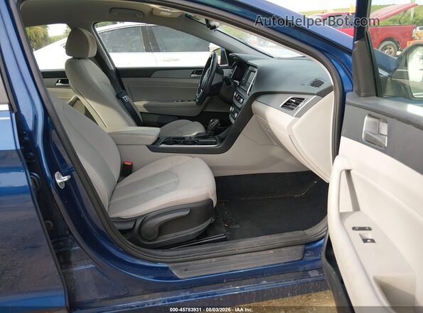 5NPE34AF0KH798450 2019 HYUNDAI SONATA Blue Вид салону спереду