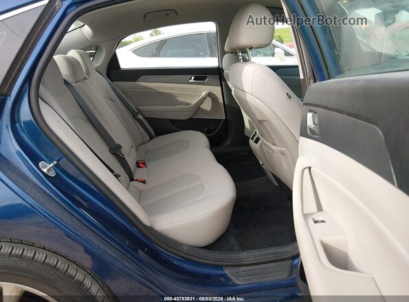 5NPE34AF0KH798450 2019 HYUNDAI SONATA Blue Вид наклейки з VIN-кодом