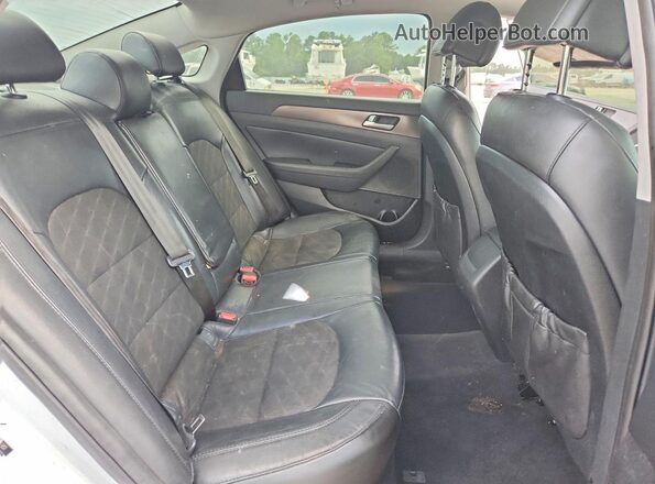 5NPE34AF1HH466932 2017 HYUNDAI SONATA Белый Вид задних сидений