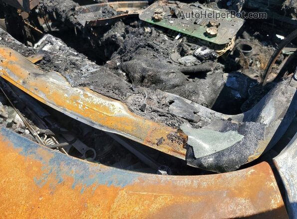 5NPE34AF1HH488106 2017 HYUNDAI SONATA Burn Widok komory silnika