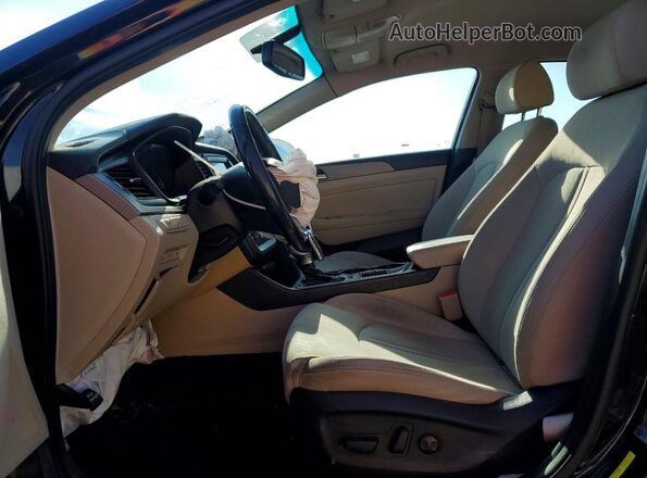 5NPE34AF1JH620528 2018 HYUNDAI SONATA Черный Вид салона спереди