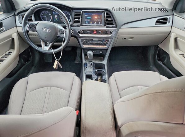 5NPE34AF1JH649964 2018 HYUNDAI SONATA Red Вид панелі приладів
