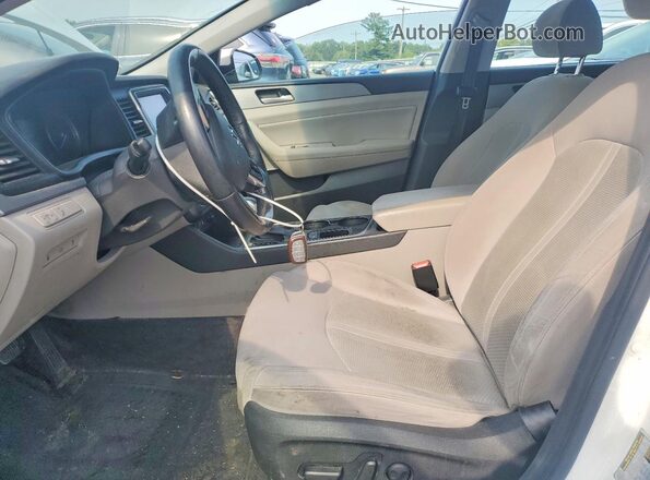 5NPE34AF1JH650080 2018 HYUNDAI SONATA White Սալոնի դիմացի տեսք