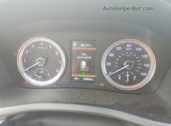 5NPE34AF1JH650080 2018 HYUNDAI SONATA White Սարքավորումների վահանակի տեսք
