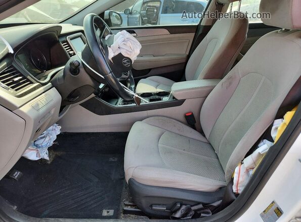 5NPE34AF1JH657322 2018 HYUNDAI SONATA White Front interior view