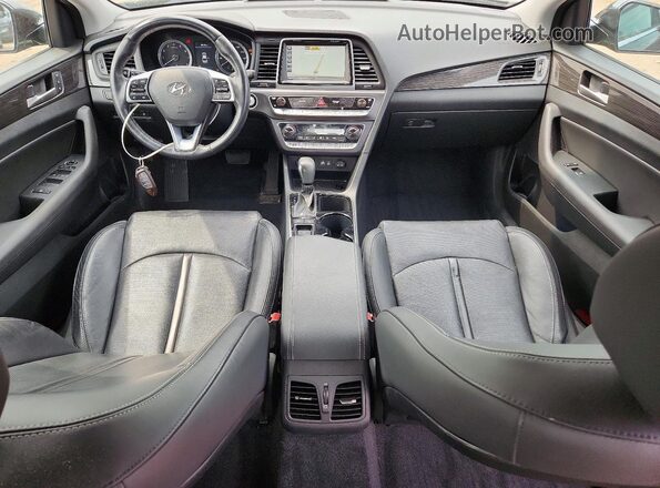 5NPE34AF1KH758040 2019 HYUNDAI SONATA Black Առջևի վահանակի տեսք