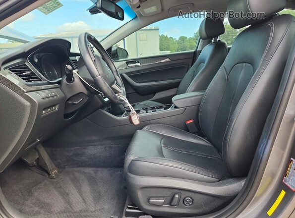 5NPE34AF1KH788574 2019 HYUNDAI SONATA Серый Вид салона спереди