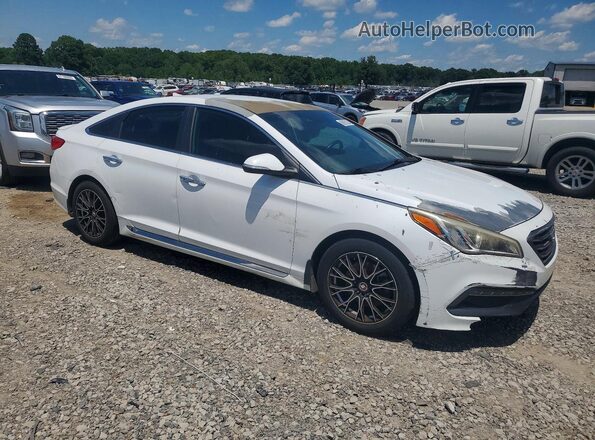 5NPE34AF2GH319744 2016 HYUNDAI SONATA White Front right