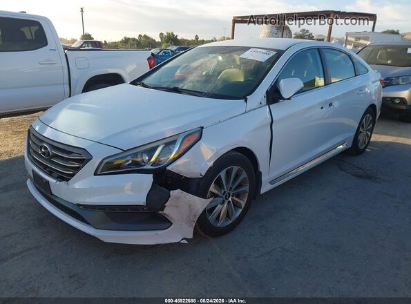 5NPE34AF2GH390362 2016 HYUNDAI SONATA White Передня ліва чверть
