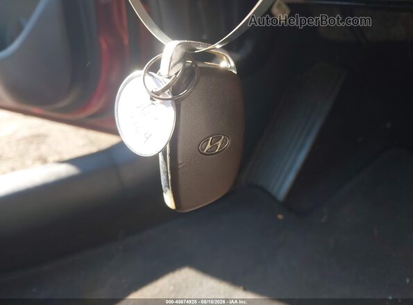 5NPE34AF2GH401666 2016 HYUNDAI SONATA Красный Вид панели приборов
