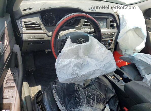 5NPE34AF2HH543839 2017 HYUNDAI SONATA Black Widok deski rozdzielczej