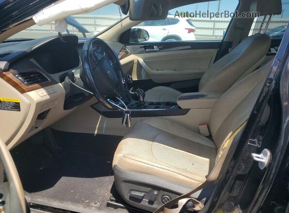 5NPE34AF2HH548846 2017 HYUNDAI SONATA Black Widok wnętrza z przodu