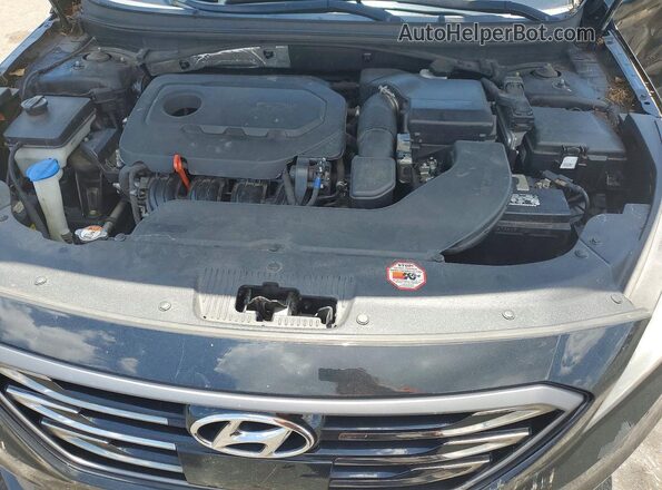 5NPE34AF2HH548846 2017 HYUNDAI SONATA Black Widok wnętrza z tyłu