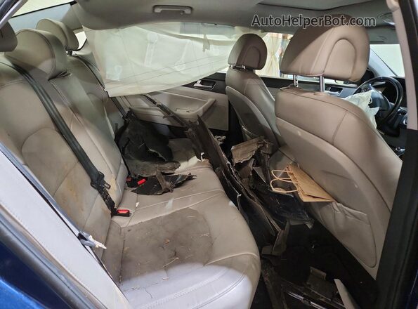 5NPE34AF2HH587971 2017 HYUNDAI SONATA Blue Vista de los asientos traseros