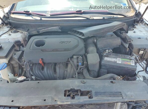 5NPE34AF2JH618514 2018 HYUNDAI SONATA White Rear interior view