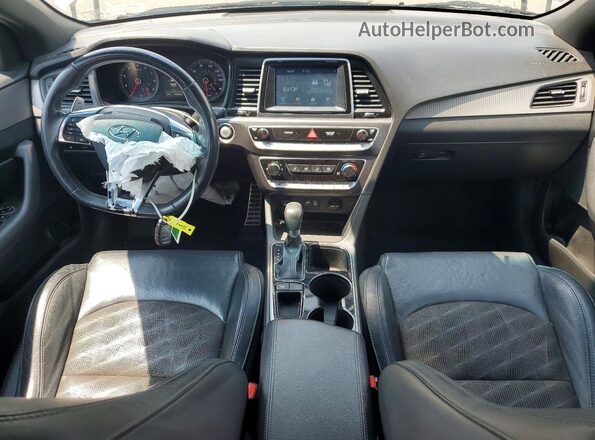 5NPE34AF2JH620442 2018 HYUNDAI SONATA Серый Вид панели приборов