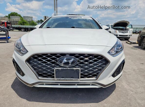 5NPE34AF2KH820710 2019 HYUNDAI SONATA White Widok z przodu