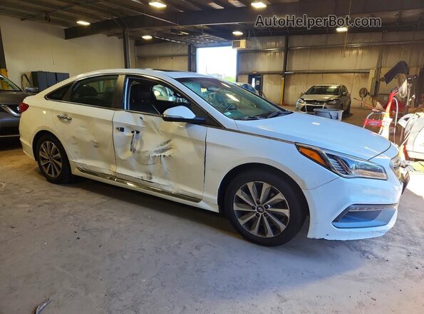 5NPE34AF3HH463594 2017 HYUNDAI SONATA White Front right