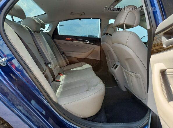 5NPE34AF3HH463868 2017 HYUNDAI SONATA Blue Rear seats view