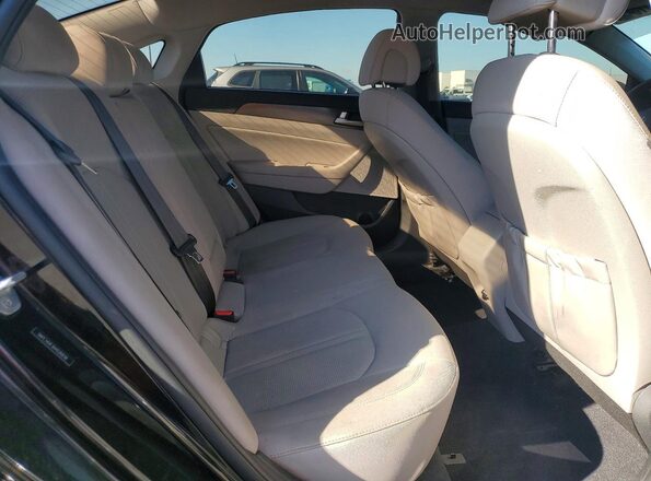 5NPE34AF3HH526838 2017 HYUNDAI SONATA Black უკანა სავარძლების ხედი