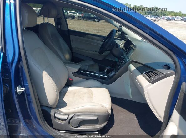 5NPE34AF3HH547303 2017 HYUNDAI SONATA Blue Vista interior delantera