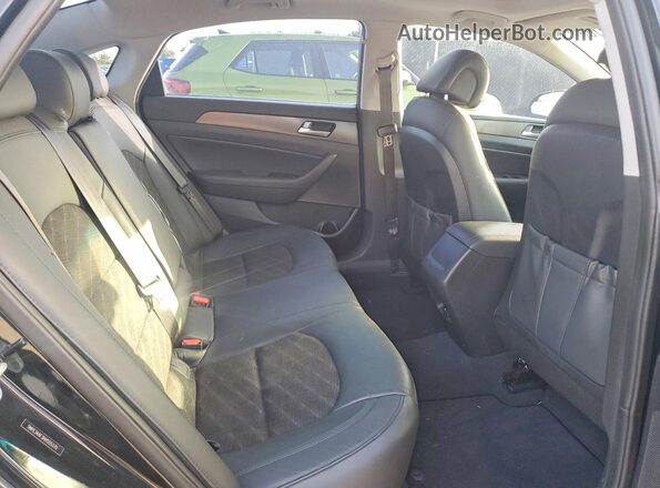 5NPE34AF3HH555370 2017 HYUNDAI SONATA Black Widok tylnych siedzeń
